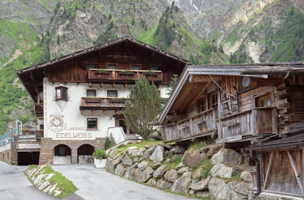 Hôtel Landhaus Edelweiss à Sankt Leonhard im Pitztal Extérieur photo