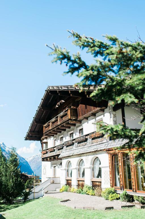 Hôtel Landhaus Edelweiss à Sankt Leonhard im Pitztal Extérieur photo