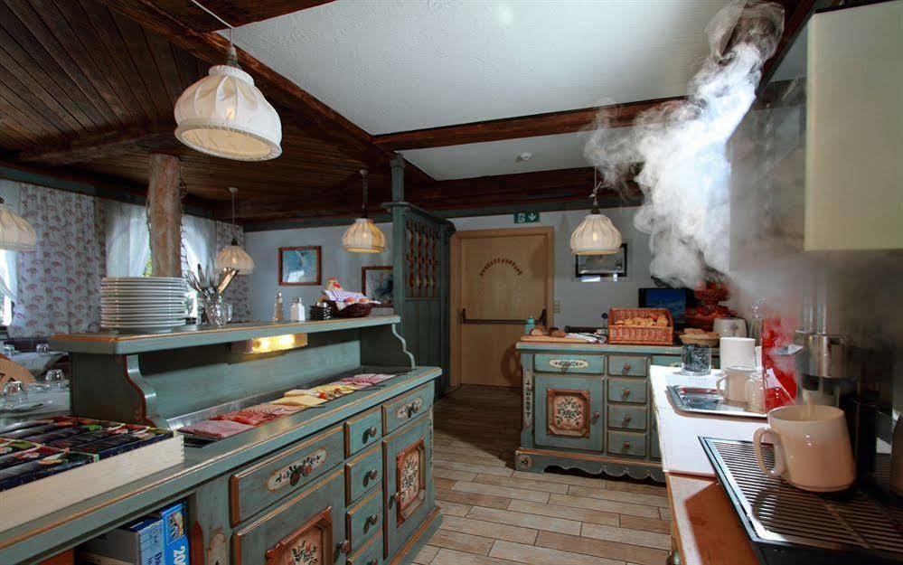 Hôtel Landhaus Edelweiss à Sankt Leonhard im Pitztal Extérieur photo